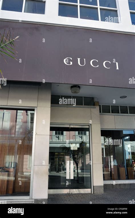 gucci store nassau bahamas.